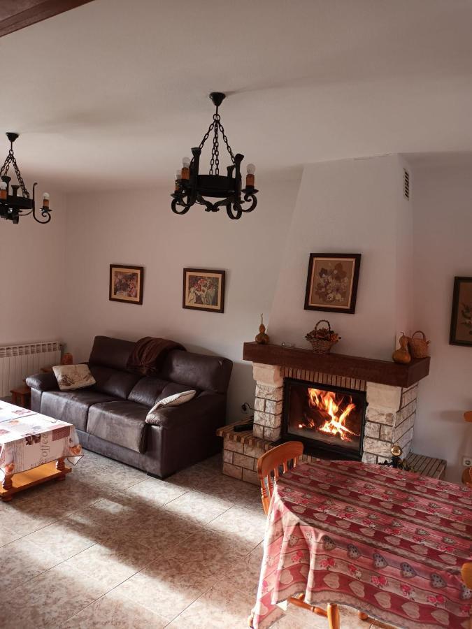 Casa Rural Las Canales Zapardiel de la Ribera Exterior foto